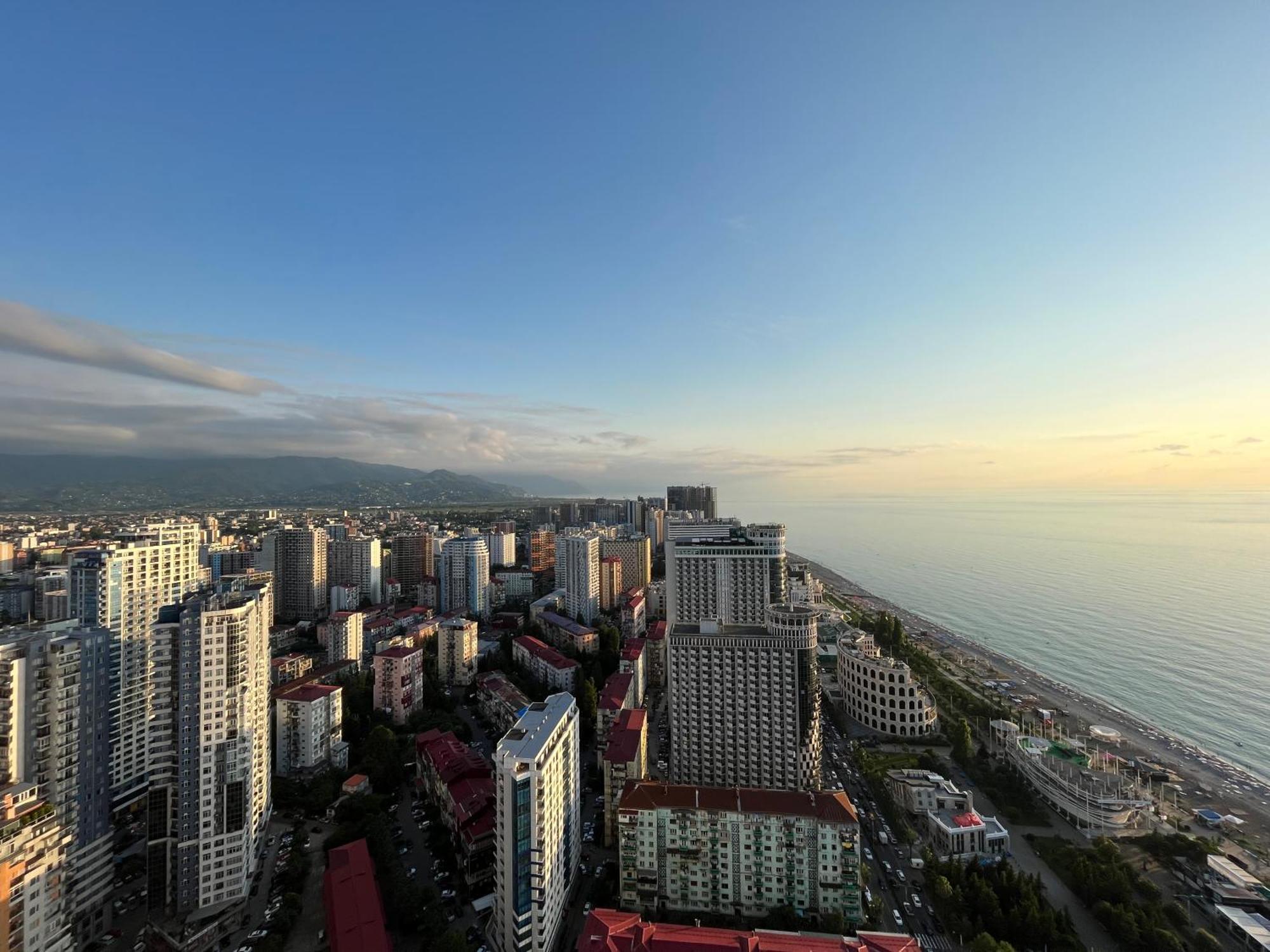 Orbi City Sun Tower 43 Floor Batumi Exterior photo